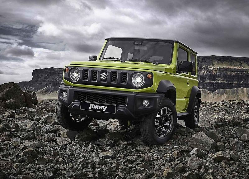 Suzuki má stále v nabídce řadu dostupných vozů s pohonem všech kol