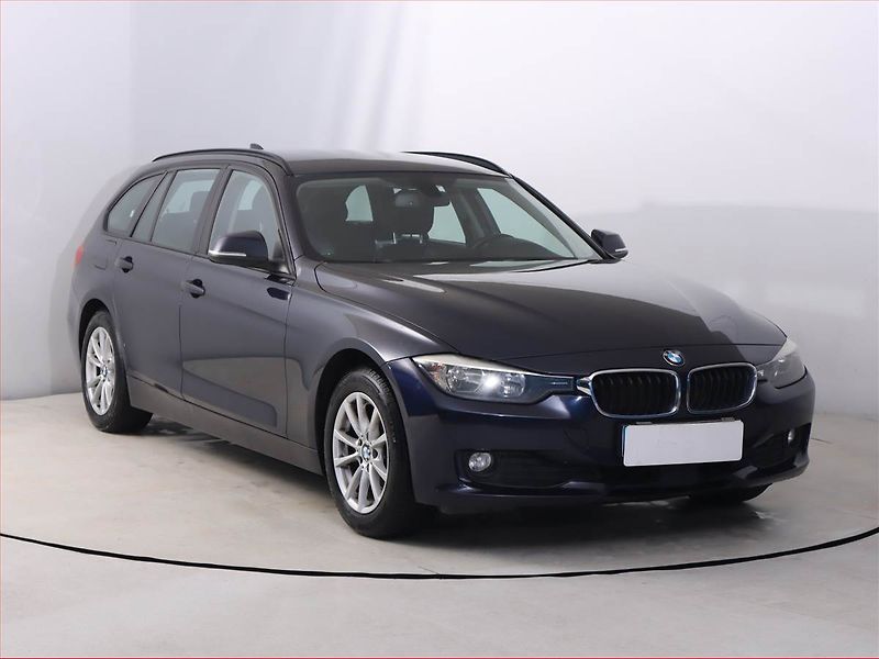 BMW Řada 3 (2013) 320 d, Automat, Serv.kniha - fotografie inzerátu
