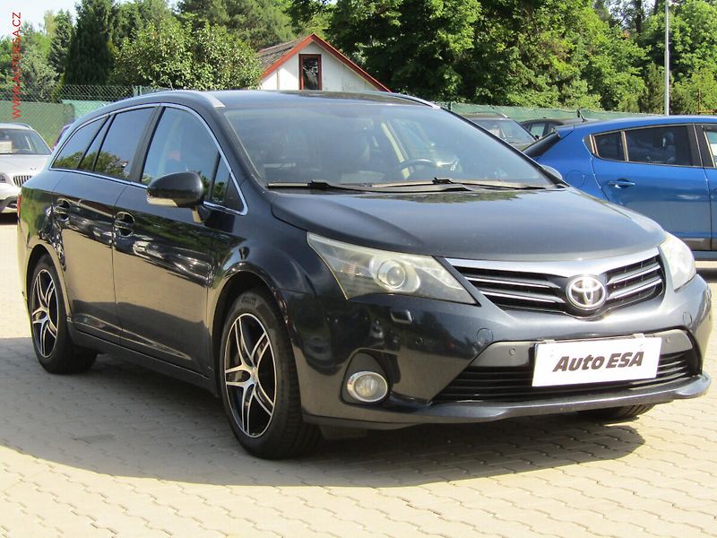 Toyota Avensis (2013) 2.2 D-4D, ČR, AC, navi - fotografie inzerátu