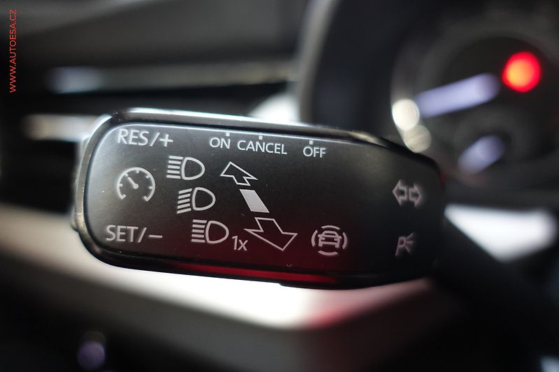 Škoda Scala (2019) 1.5TSi, ČR, Style, LED, +kola - fotka 17 z 23