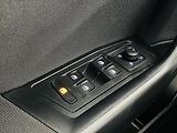 Volkswagen T-Roc 1,0 TSI 81kW Life - náhled 12