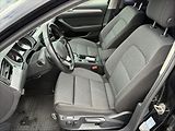 Volkswagen Passat 2,0 TDI 110 Business DSG - náhled 6