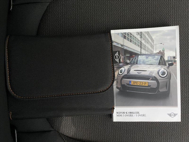Mini Cooper 1,5 PDC - fotka 18 z 22