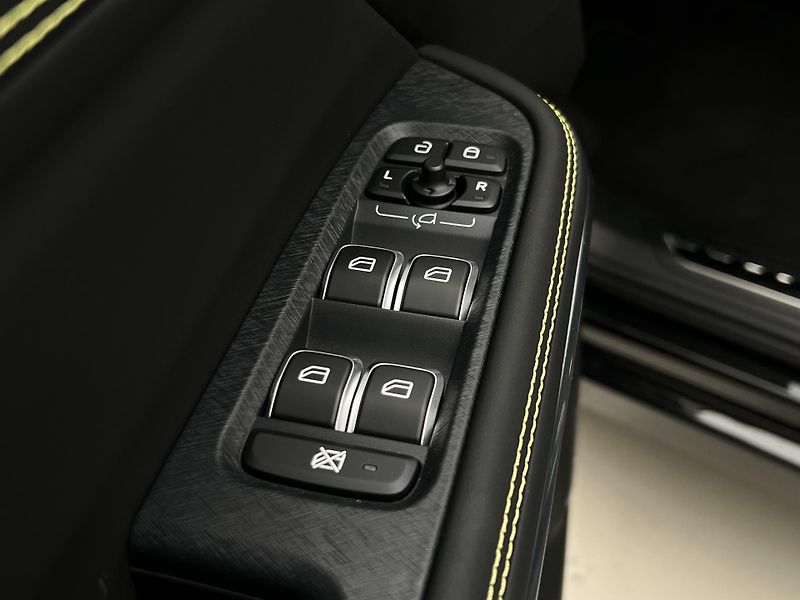 Lynk & Co 01 MORE PHEV AUT CZ 1.maj - fotka 51 z 52