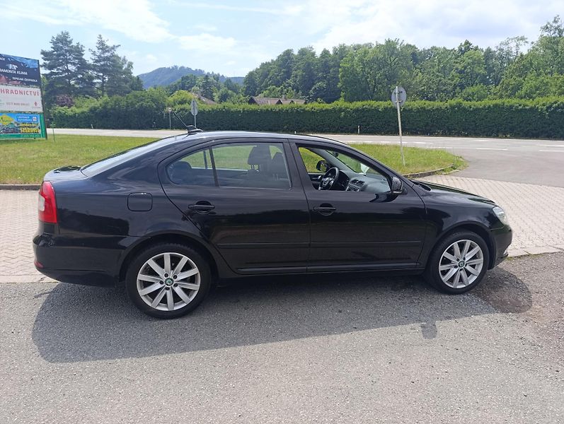 Škoda Octavia (2012) 1.2 TSi 77kw navi tažné 6-kval - fotka 4 z 21