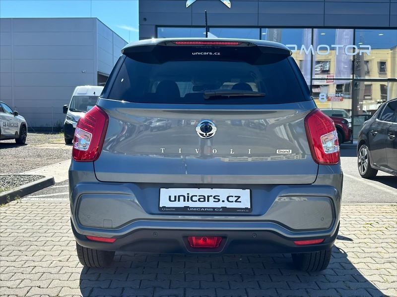 SsangYong Tivoli 1,5 TGDI  Grand manuál + Záruk - fotka 5 z 23