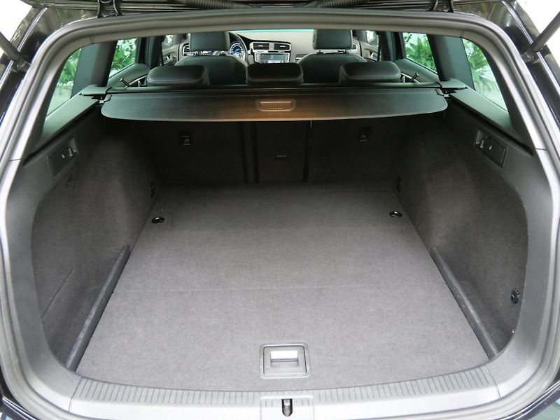 Volkswagen Golf - fotka 27 z 27
