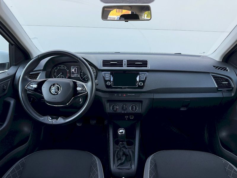 Škoda Fabia (2021) 1.0 TSI 70 kW Ambition - fotka 5 z 22