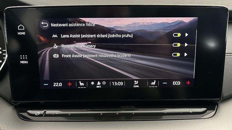 Škoda Octavia 1.4 TSI iV DSG Ambition - fotka 23 z 27