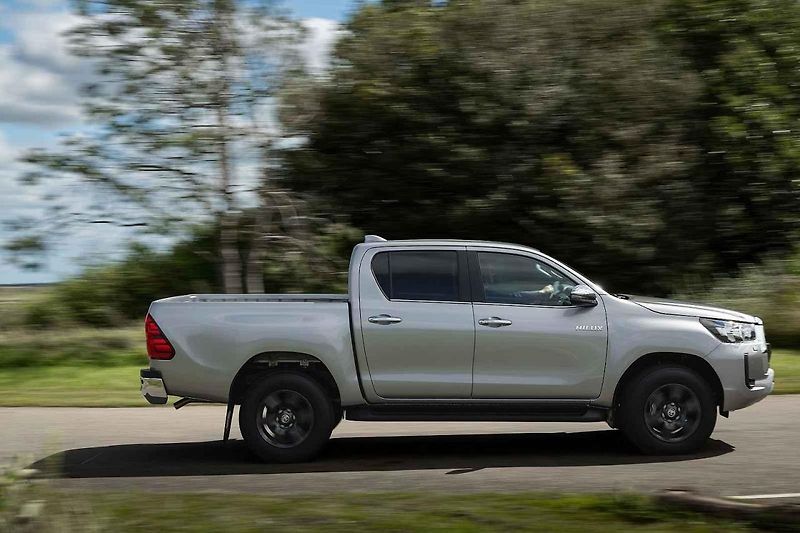 Také novou Toyotu Proace jsem mohl prověřit při jízdách v okolí Haagu
