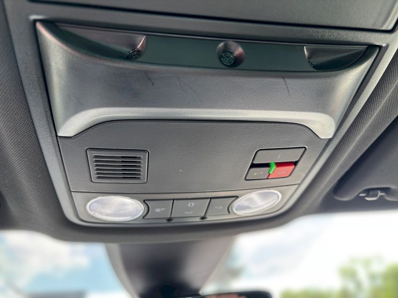 Škoda Karoq (2024) Sportline 1.5 TSI DSG 110 kW - fotka 30 z 33