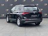 Volkswagen Tiguan (2016) 2.0TSi DSG 4M, Highline, 1.Maj - náhled 7