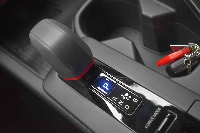 Toyota C-HR ve druhé generaci je opravdu pohledný vůz