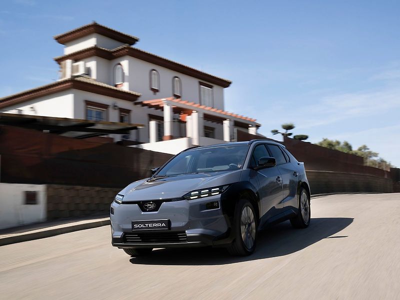 Subaru Solterra (2026) Touring+ 2026 | 10let Záruka - fotka 6 z 19