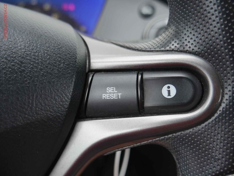Honda Civic (2010) 1.4i, 2.maj,ČR - fotka 14 z 15