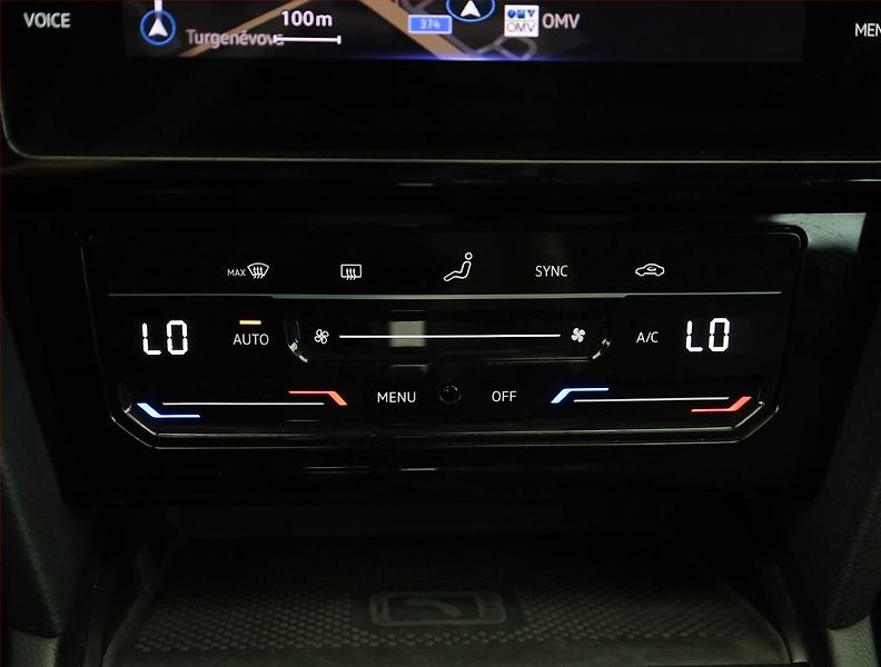Volkswagen Passat (2020) Business 2.0 TDI, Automat - fotka 12 z 18