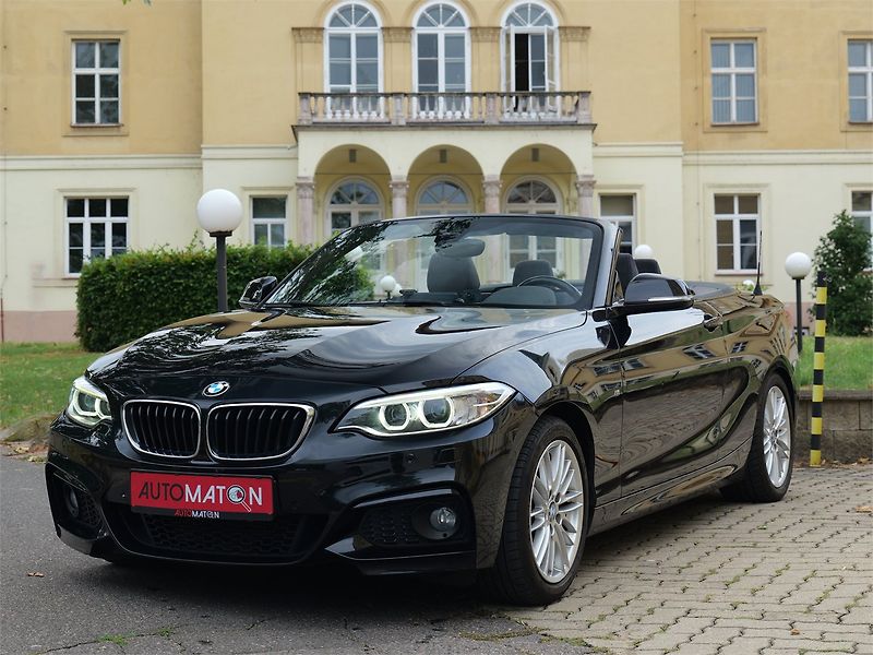 BMW Řada 2 228i Cabrio M-Sport H&K Kamera - fotka 1 z 33