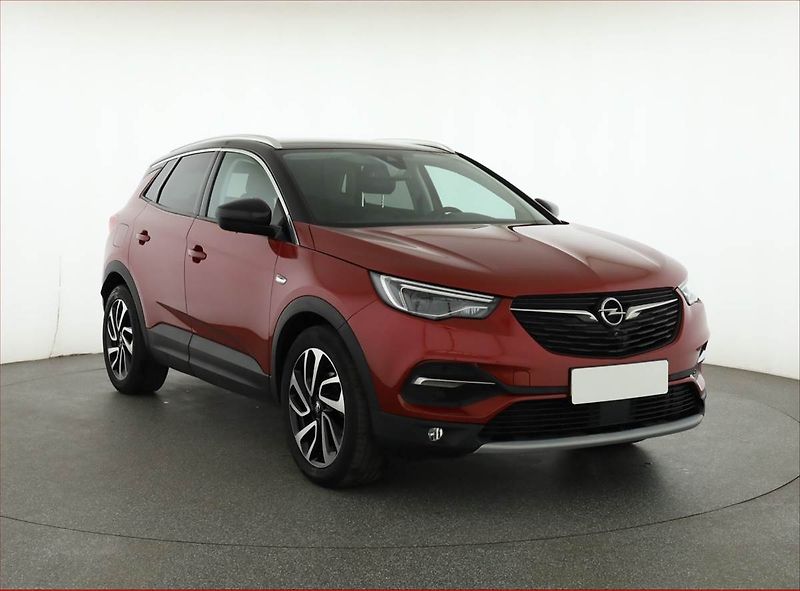 Opel Grandland X (2019) Ultimate 1.2 Turbo, ČR,1.maj - fotografie inzerátu
