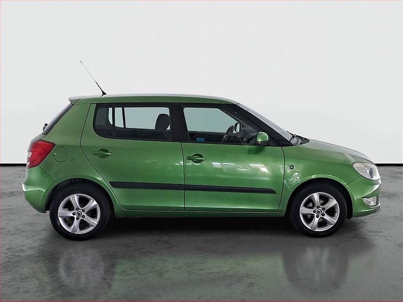 Škoda Fabia (2011) Sport 1.2 TSI - fotka 6 z 14