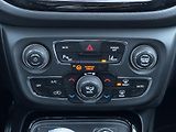 Jeep Compass 1.4 MultiAir Night Eagle TZ - náhled 12