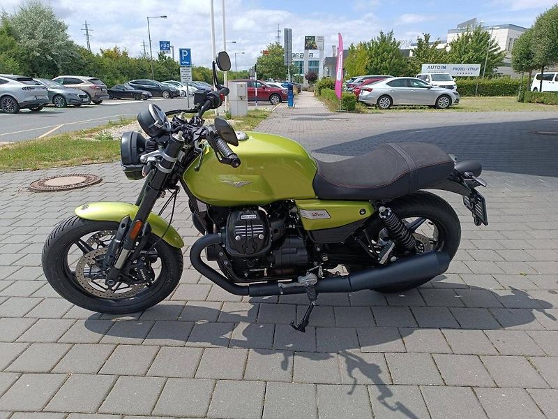 Moto Guzzi V 7 Stone Ten (2026) V7 850 Sport E5+ Verde Legnano - fotka 4 z 13