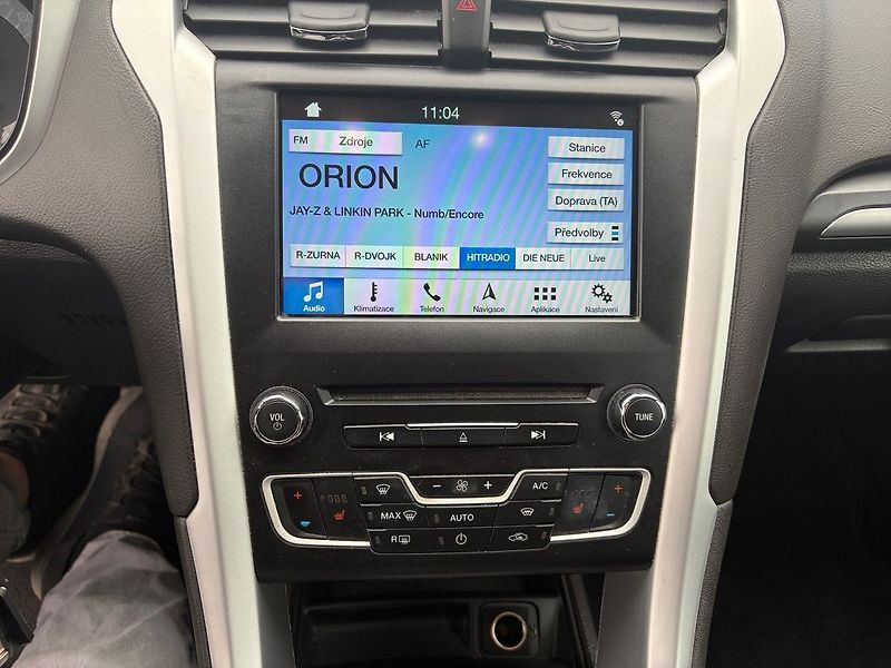 Ford Mondeo - fotka 9 z 17