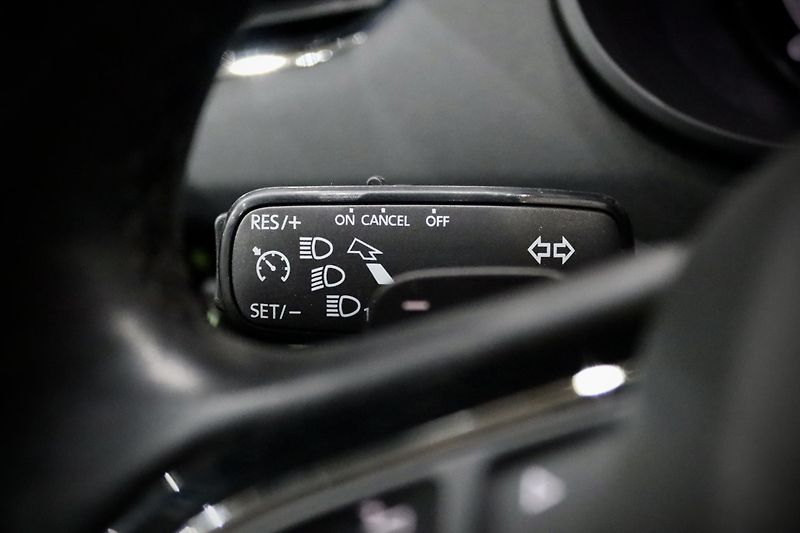 Škoda Octavia 3 FL Combi 1.8 TSI 132 kW DSG - fotka 22 z 38