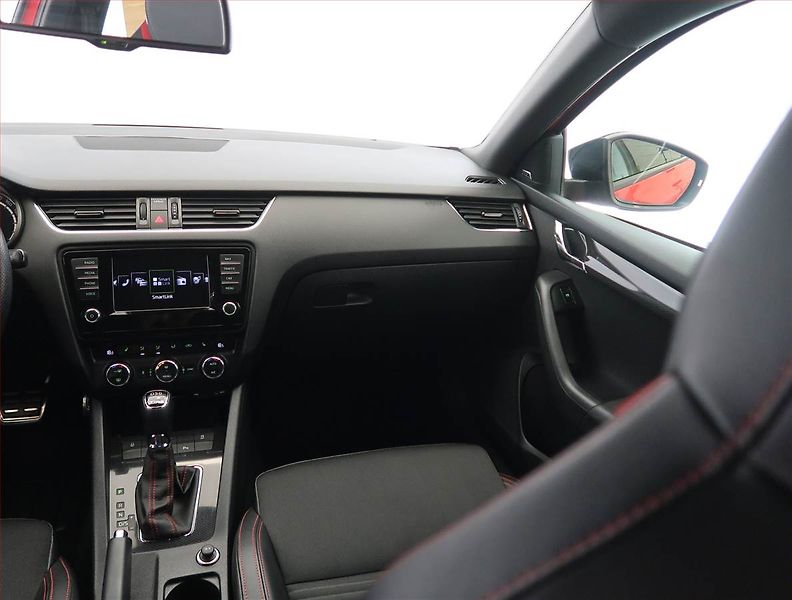 Škoda Octavia (2016) 2.0 TDI, Automat, Kůže, Navi - fotka 8 z 26