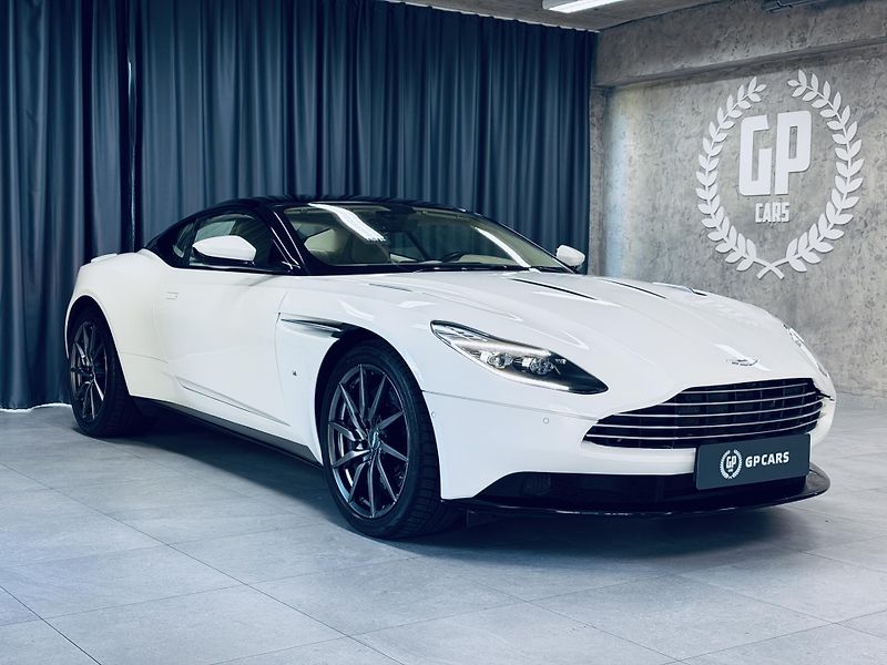 Aston Martin DB11 (2017) V12*5.2*B&O*360*TOP - fotografie inzerátu