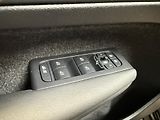Volvo XC40 B3 Plus Dark DCT - náhled 11