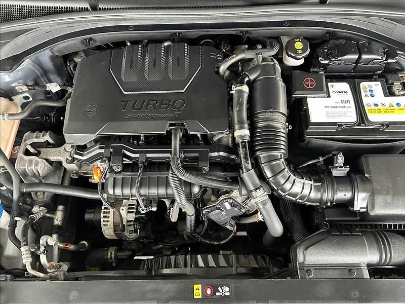 Hyundai i30 1,0   TGDI,ČR,1.MAJITEL,SERVIS - fotka 21 z 22
