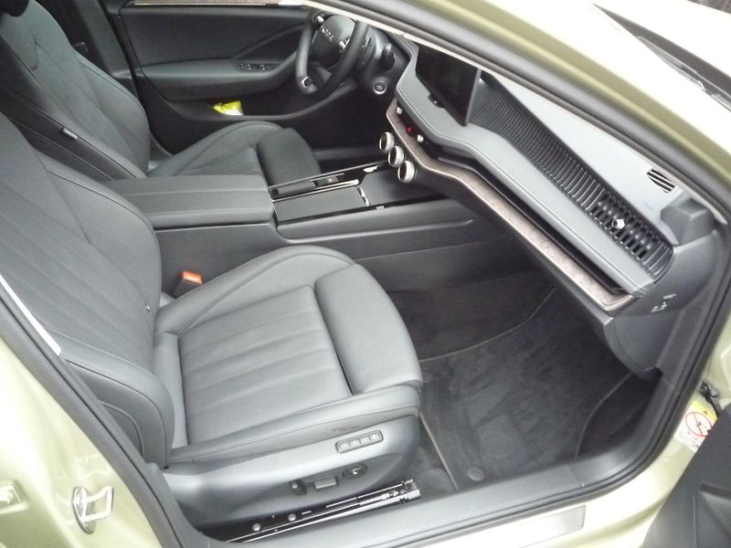Škoda Superb (2025) 2,0TDi 110kW DSG L&K - fotka 19 z 25