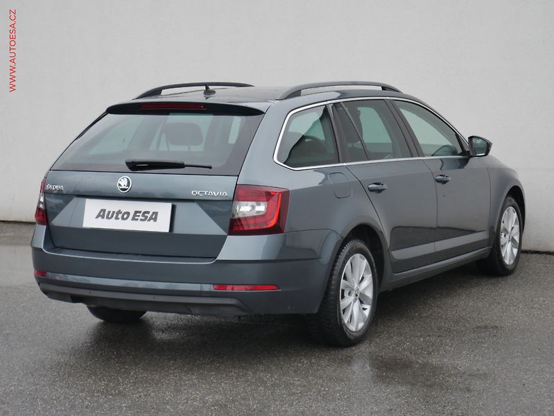 Škoda Octavia (2019) 1.5 TSi, ČR, Style, LED, navi - fotka 4 z 24