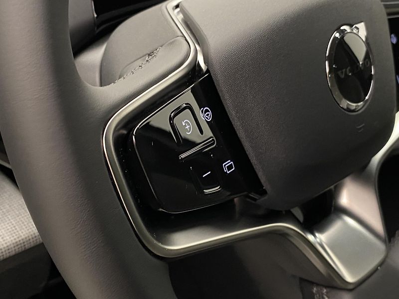 Volvo EX30 (2026) PURE ELECTRIC EXTENDED PLUS - fotka 24 z 71