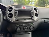 Volkswagen Tiguan 2,0 TDI /4x4/ SPORT / servis.k - náhled 23