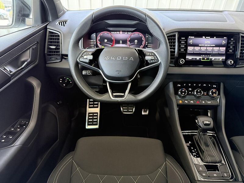 Škoda Karoq DSG 1,5TSi 110kW SportLine - fotka 7 z 24