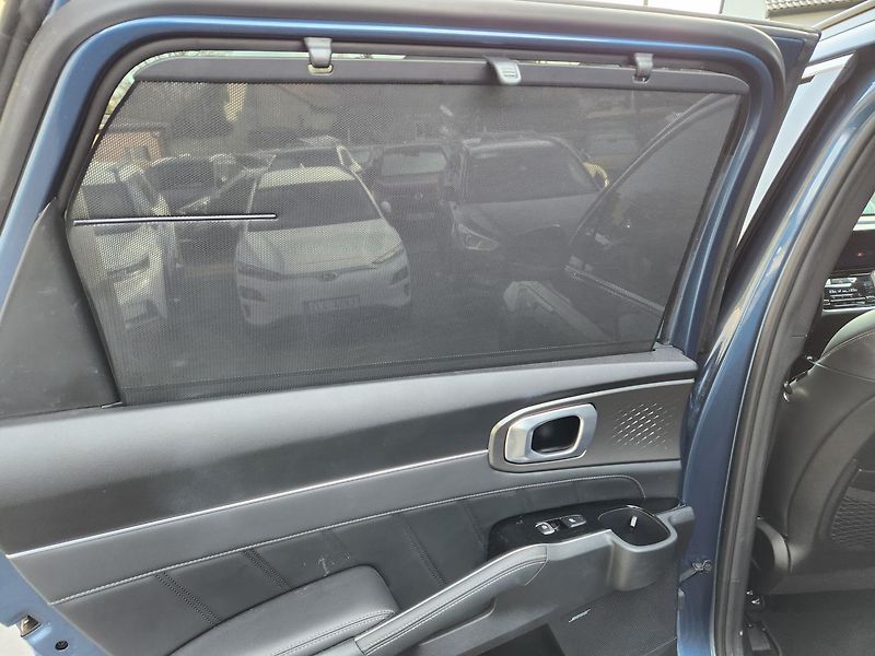 Kia Sorento (2021) LUXURY-7mist-ZÁRUKA-4*4 - fotka 43 z 45