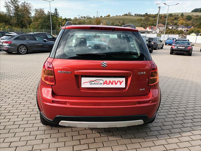Suzuki SX4 1,6 VVT,88KW,4X4,KLIMA,VÝHŘEV - fotka 6 z 36
