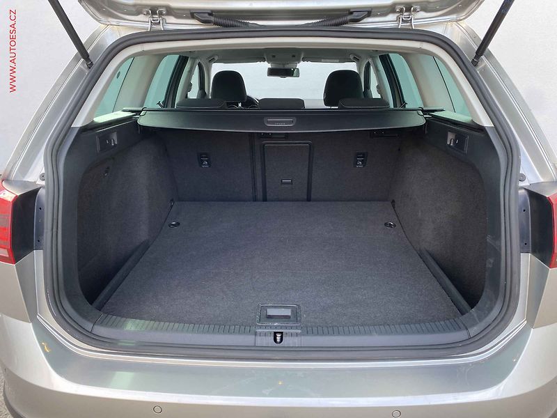 Volkswagen Golf (2016) 2.0 TDi 4x4, Alltrack, DSG - fotka 7 z 19