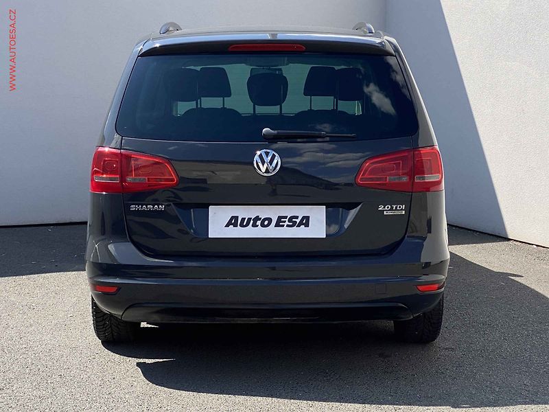 Volkswagen Sharan (2012) 2.0 TDI, 2.maj,ČR, servis - fotka 5 z 17