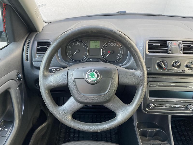 Škoda Roomster (2011) 1.2TSi, ČR, Style - fotka 11 z 18
