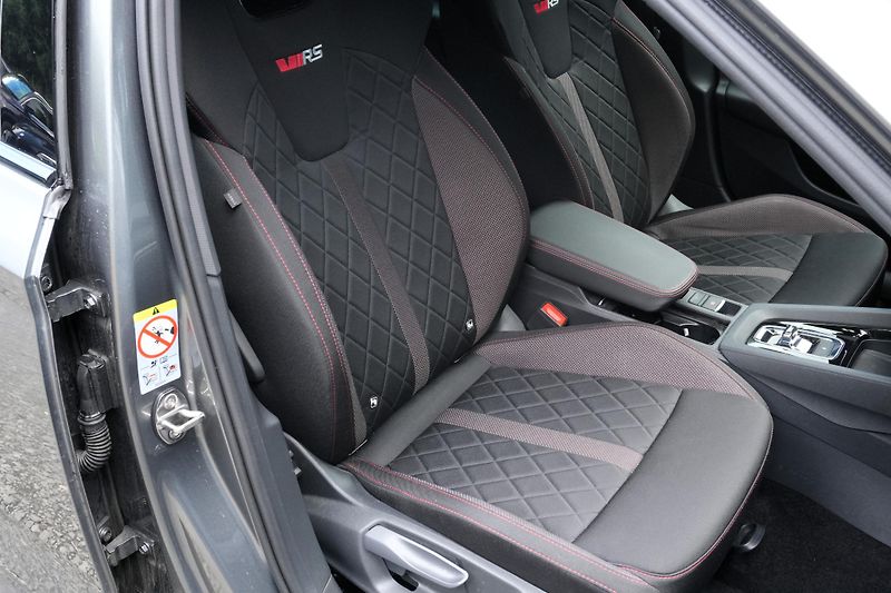 Škoda Octavia iV RS 1.4 TSI, ČR, Tažné, ACC - fotka 40 z 40