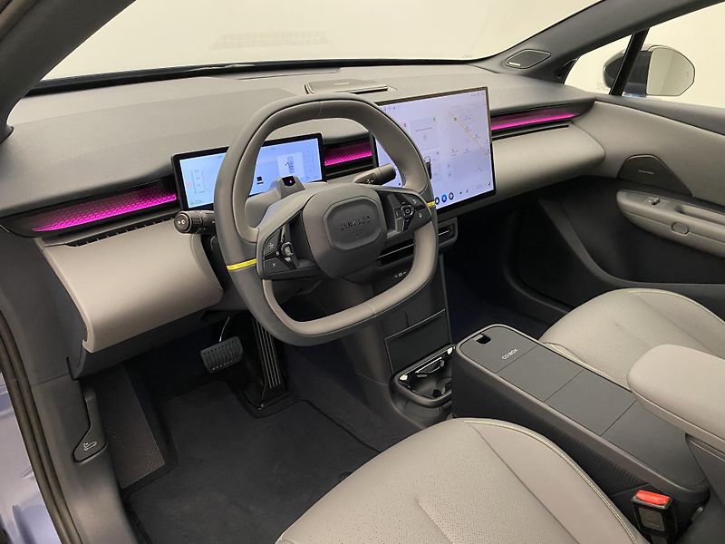 Lynk & Co 02 (2026) MORE EV - fotka 2 z 47