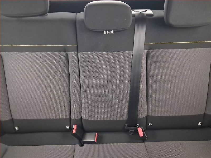 Citroën C3 (2020) 1.2 PureTech, ČR,1.maj - fotka 10 z 17