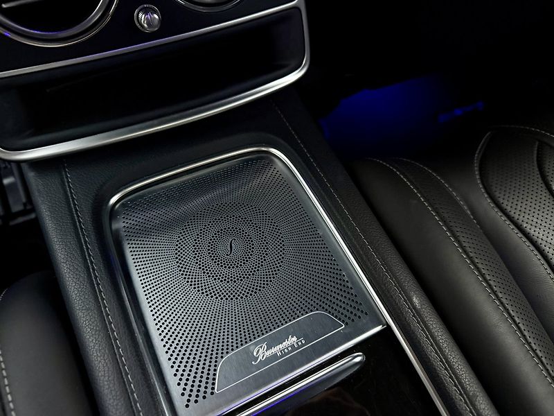 Mercedes-Benz Třídy S (2015) 500 4MATIC kupé - fotka 27 z 51