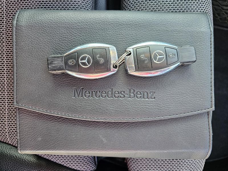 Mercedes-Benz Třídy C (2016) C220D 125kW 4MATIC 7G AIRMATIC - fotka 49 z 50