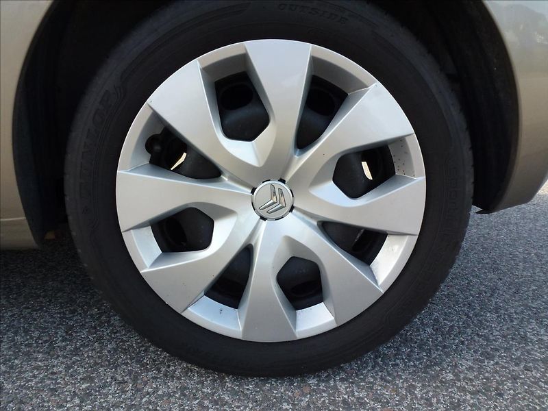 Citroën C3 Picasso 1,6 HDi Exclusive světlá kůže - fotka 39 z 47