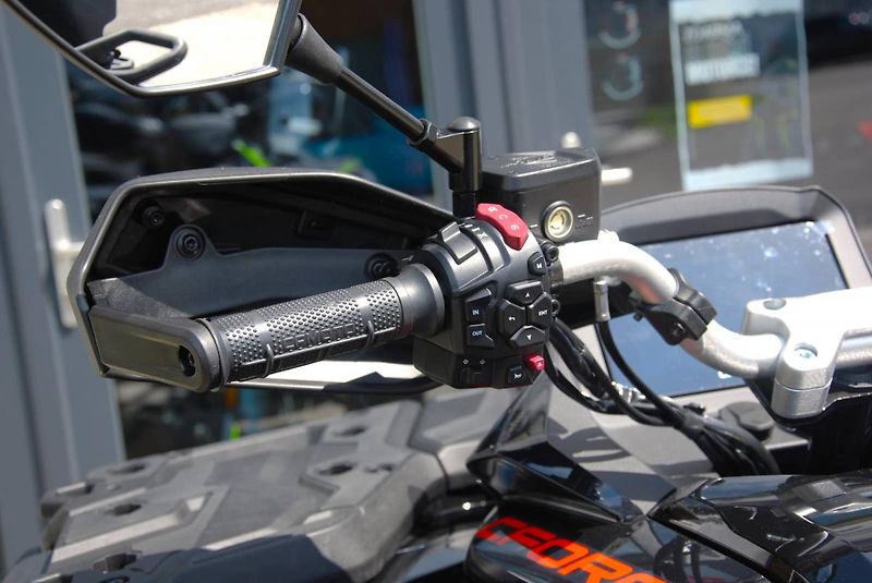 CFMOTO Gladiator X1000 (2026) G3 Premium BLACK - fotka 17 z 25