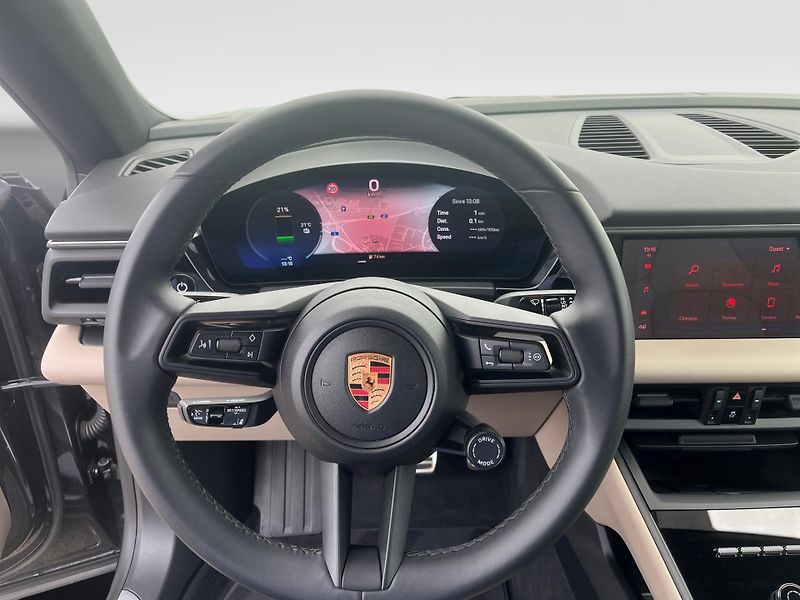 Porsche Macan 4s - fotka 17 z 26