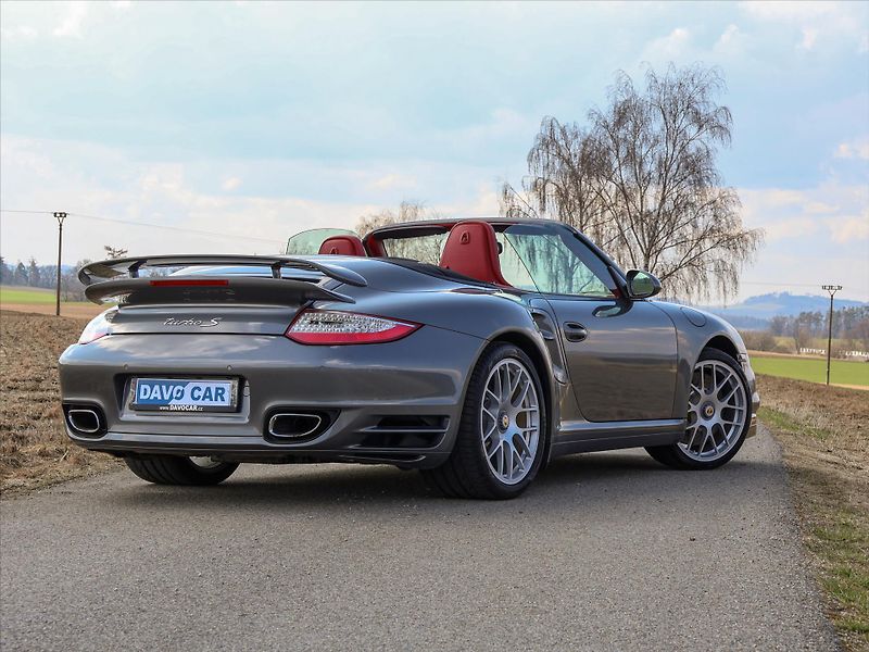 Porsche 911 3,8 TURBO S - fotka 47 z 56